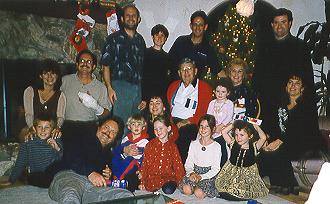 family06s.jpg (20287 bytes)